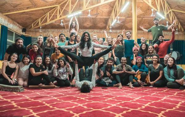 200 Hour Kundalini Yoga Teacher Training in Rishikesh, India