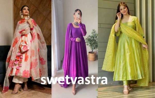 Discover Elegance and Style with Swetvastra Anarkali Kurti Collection