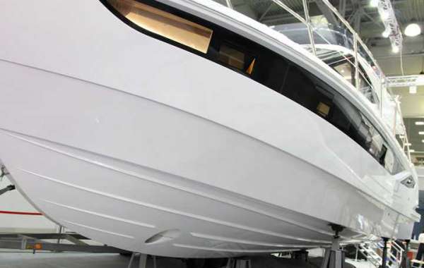 Enhancing Durability and Aesthetics with Specialty Coatings for Leisure Boats