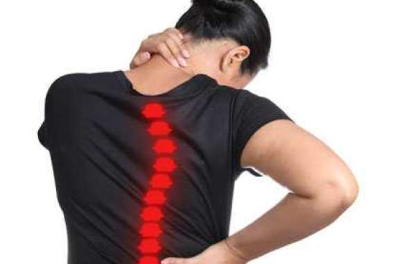 Straightening the Curve: How Chiropractic Care in Honolulu Can Help Manage Scoliosis