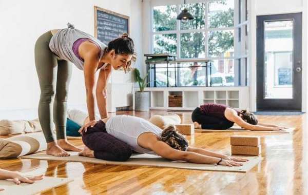 500 hour yoga Teacher Training In Rishikesh