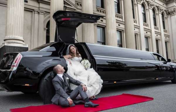 Elevate Your Special Day with Wedding Limo Service